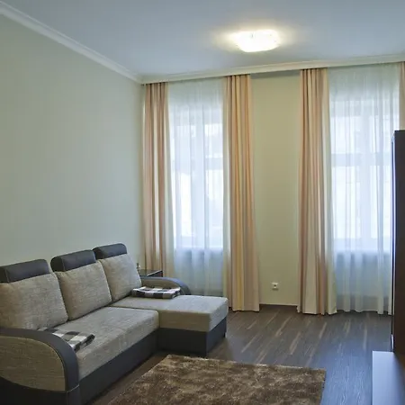 U Kolonady Karlovy Vary