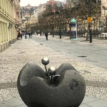 U Kolonady Appartamento Karlovy Vary